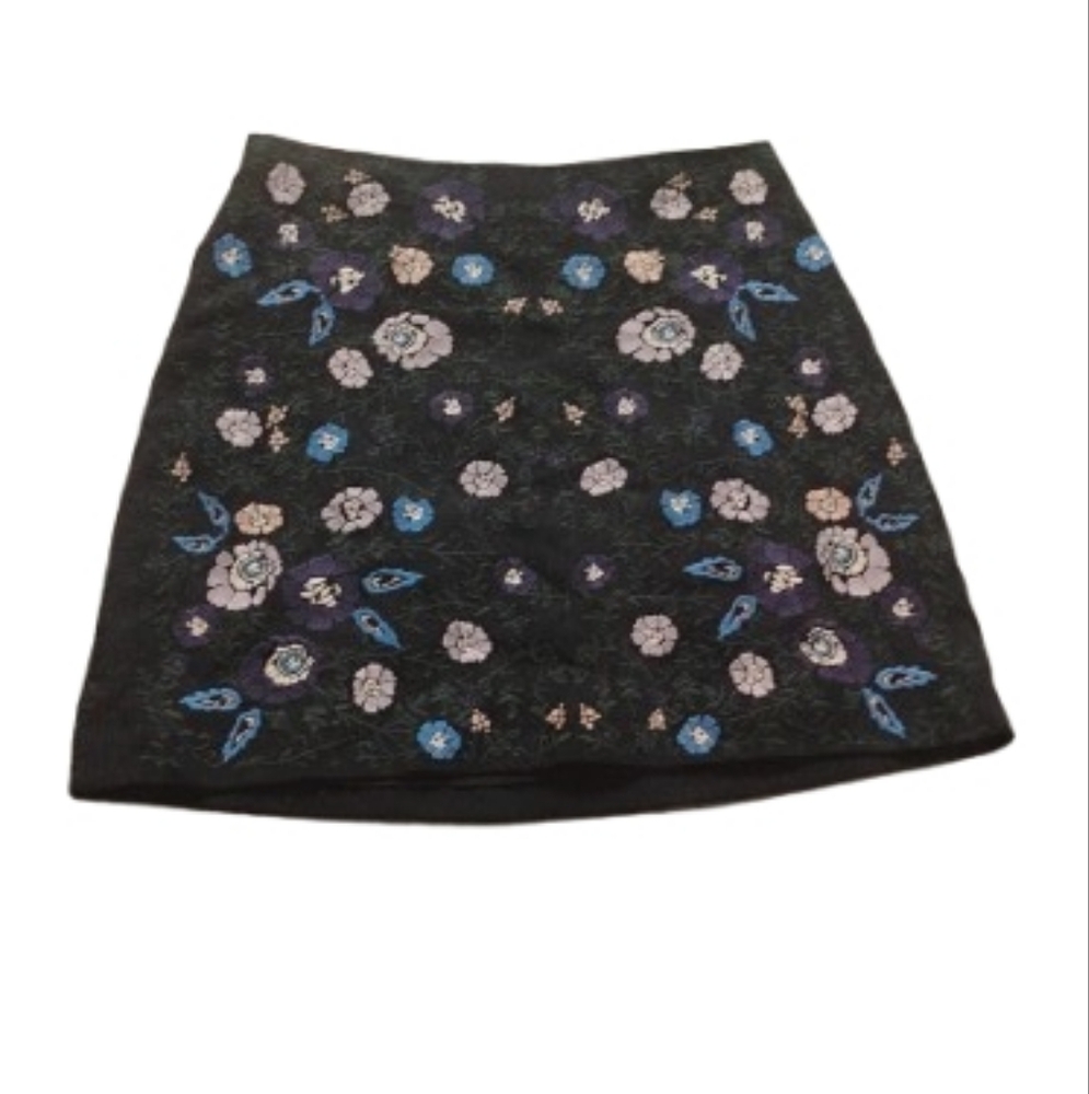Club Monaco Embroidered Blue Floral Mini Skirt Sz 0